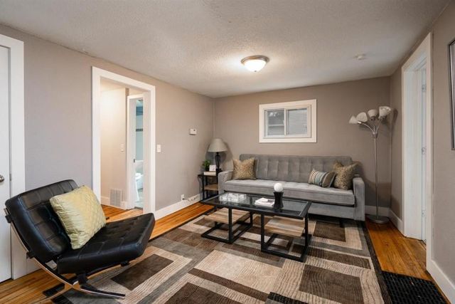 1255 County Road C E, Maplewood, MN 55109