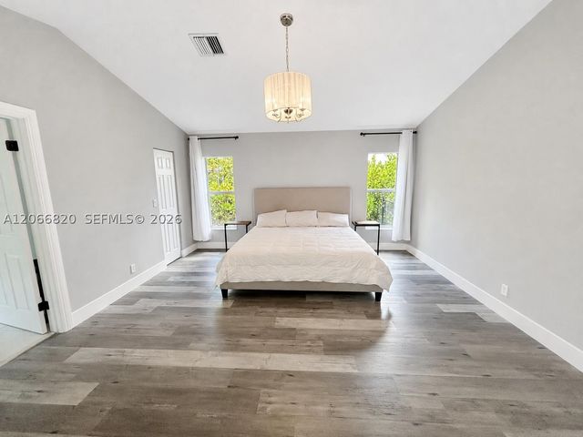 12484 SW 1st St, Coral Springs, FL 33071