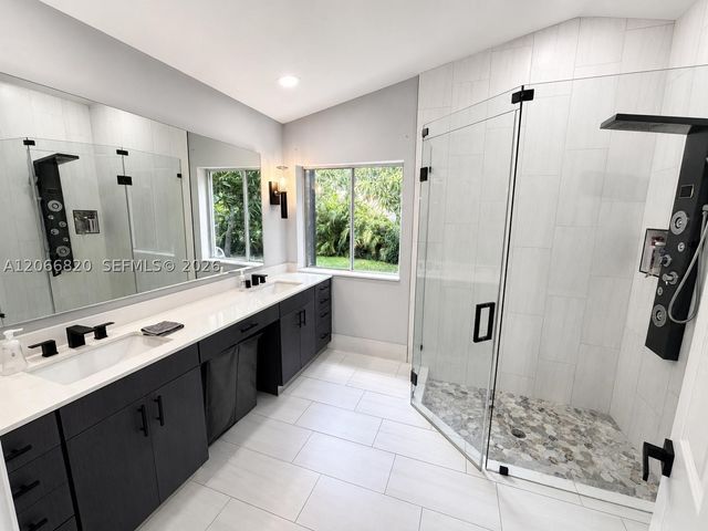 12484 SW 1st St, Coral Springs, FL 33071
