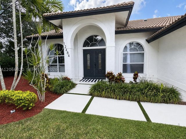 12484 SW 1st St, Coral Springs, FL 33071