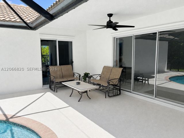 12484 SW 1st St, Coral Springs, FL 33071