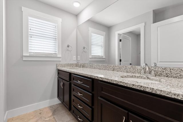 185 Ridge Crest Court, SW, Mc Donald, TN 37353