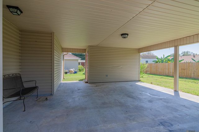 1007 E Northwood St, Gonzales, LA 70737