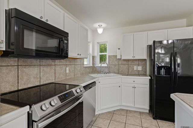 1007 E Northwood St, Gonzales, LA 70737