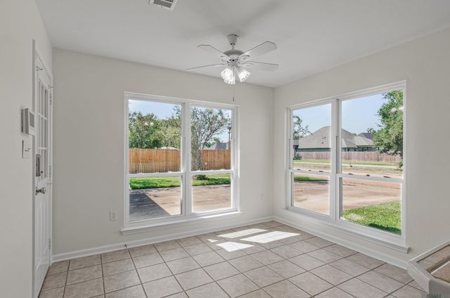 1007 E Northwood St, Gonzales, LA 70737