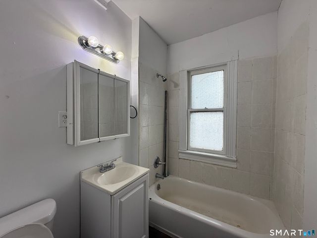 184 Fairview Street 1, New Britain, CT 06051