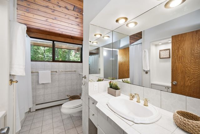 23 Pilgrims Path, Sudbury, MA 01776