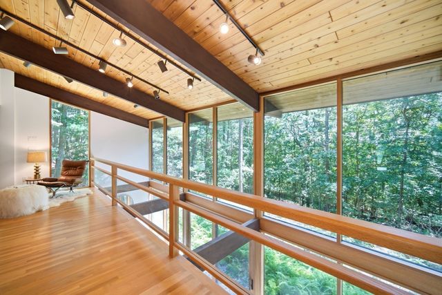 23 Pilgrims Path, Sudbury, MA 01776