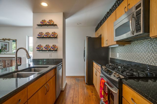 1429 Caddo Street G, Dallas, TX 75204