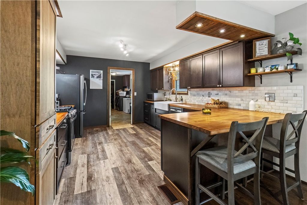 215 MC 4005, Yellville, AR 72687