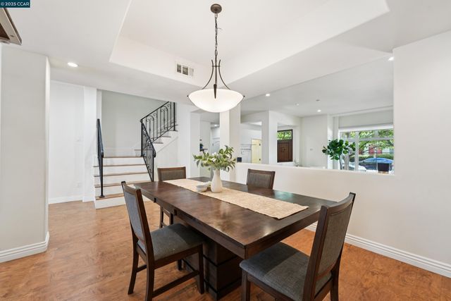 1539 Geary Rd C, Walnut Creek, CA 94597