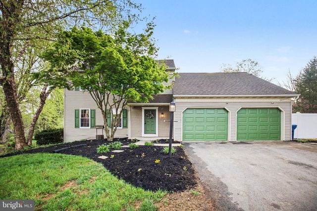 915 JADE AVE, Lancaster, PA 17601