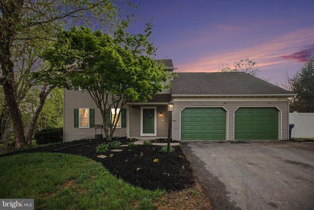 915 JADE AVE, Lancaster, PA 17601