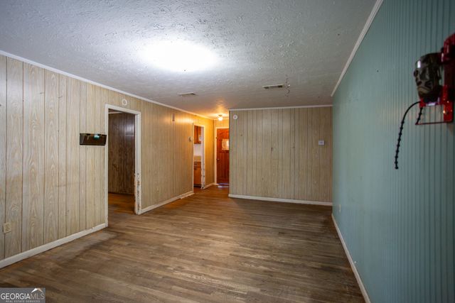 537 City Circle, Baxley, GA 31513