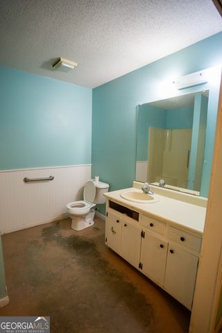 537 City Circle, Baxley, GA 31513