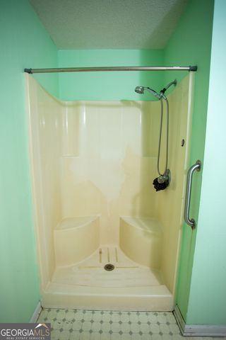 537 City Circle, Baxley, GA 31513