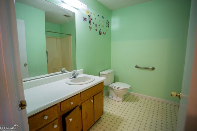 537 City Circle, Baxley, GA 31513