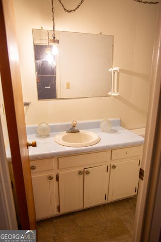 537 City Circle, Baxley, GA 31513