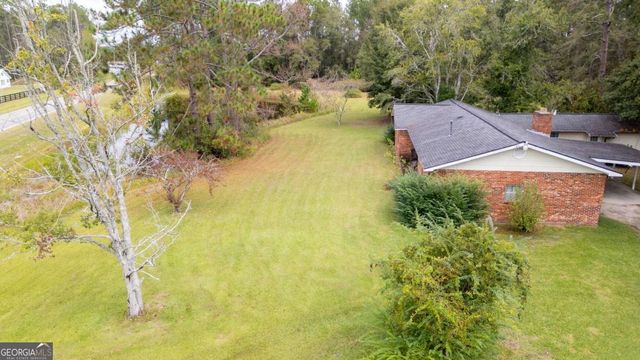 537 City Circle, Baxley, GA 31513