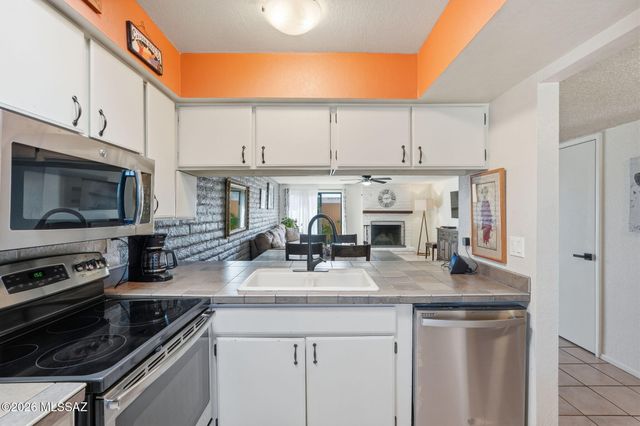 7778 E Kenyon Drive, Tucson, AZ 85710