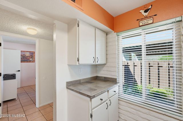 7778 E Kenyon Drive, Tucson, AZ 85710