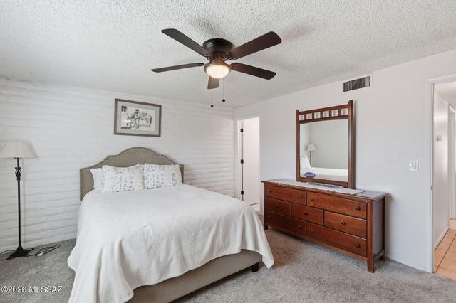 7778 E Kenyon Drive, Tucson, AZ 85710