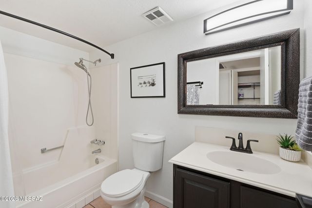 7778 E Kenyon Drive, Tucson, AZ 85710