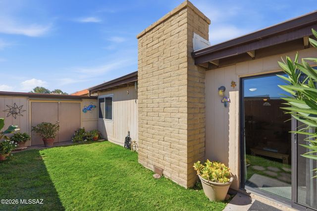7778 E Kenyon Drive, Tucson, AZ 85710