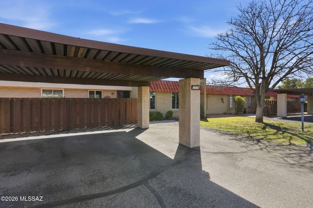 7778 E Kenyon Drive, Tucson, AZ 85710