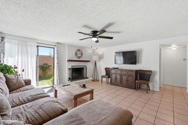 7778 E Kenyon Drive, Tucson, AZ 85710