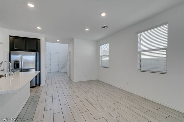 6858 Greensmen Avenue, Las Vegas, NV 89156