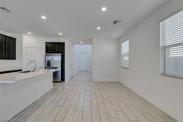 6858 Greensmen Avenue, Las Vegas, NV 89156
