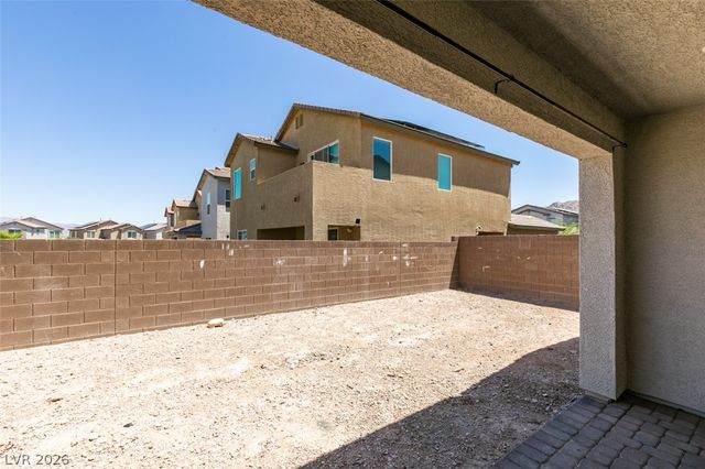 6858 Greensmen Avenue, Las Vegas, NV 89156