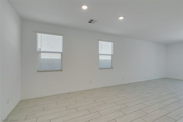 6858 Greensmen Avenue, Las Vegas, NV 89156