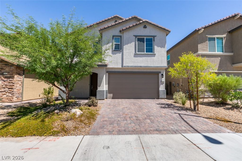 6858 Greensmen Avenue, Las Vegas, NV 89156