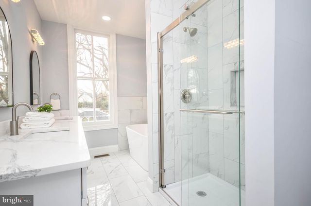 5617 RUATAN ST, College Park, MD 20740