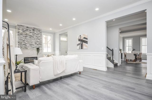 5617 RUATAN ST, College Park, MD 20740