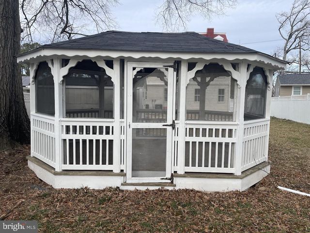 5617 RUATAN ST, College Park, MD 20740