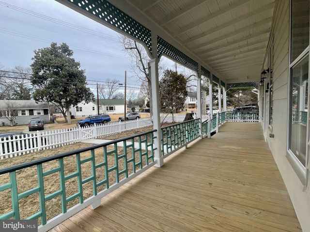 5617 RUATAN ST, College Park, MD 20740