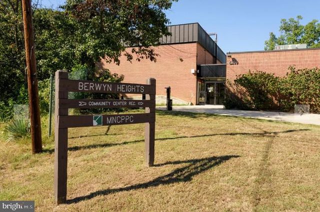 5617 RUATAN ST, College Park, MD 20740