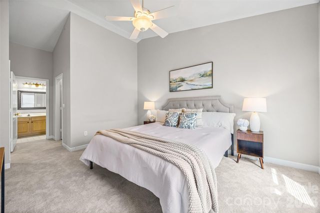 16458 Redstone Mountain Lane, Charlotte, NC 28277