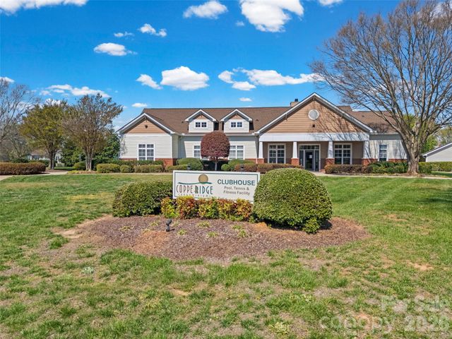 16458 Redstone Mountain Lane, Charlotte, NC 28277