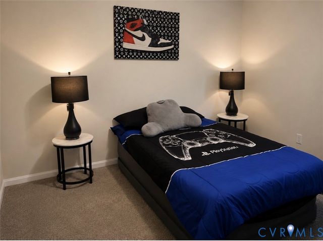17306 Peacefield Ct, South Chesterfield, VA 23803