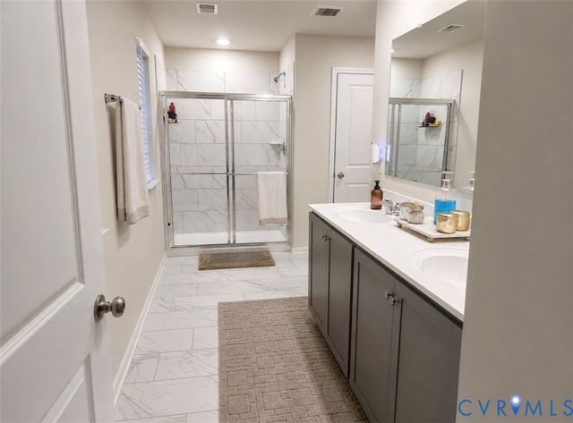 17306 Peacefield Ct, South Chesterfield, VA 23803