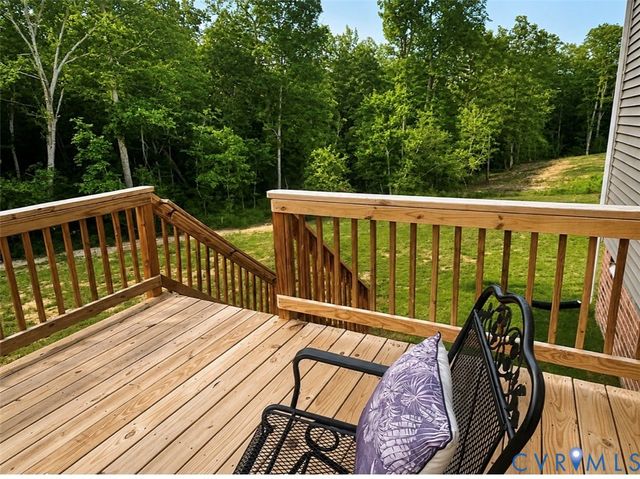 17306 Peacefield Ct, South Chesterfield, VA 23803
