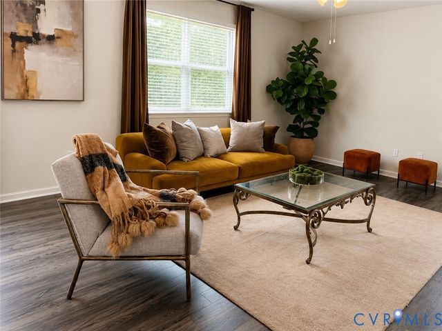 17306 Peacefield Ct, South Chesterfield, VA 23803