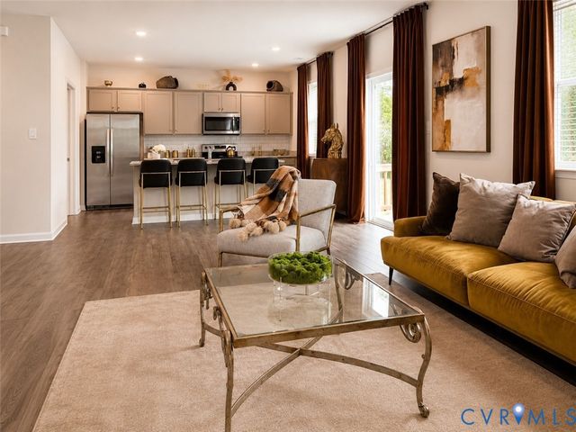 17306 Peacefield Ct, South Chesterfield, VA 23803