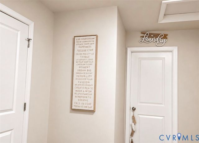 17306 Peacefield Ct, South Chesterfield, VA 23803