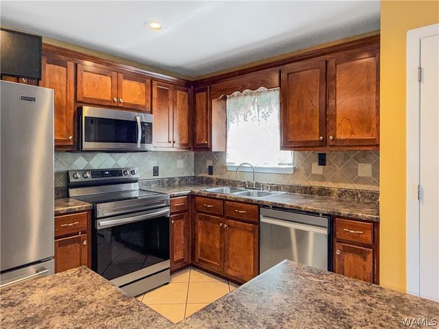 195 Pike, Woodstock, AL 35188
