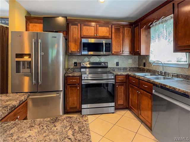 195 Pike, Woodstock, AL 35188
